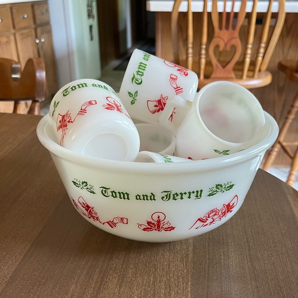 Vintage 1950s Hazel Atlas Christmas Egg Nog Milk Glass -Punch Bowl & 5 Mugs